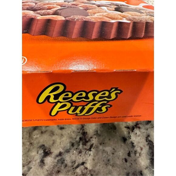 Limited Edition- KAWS X REESE'S PUFFS CEREAL BOX - Picture 7 of 8